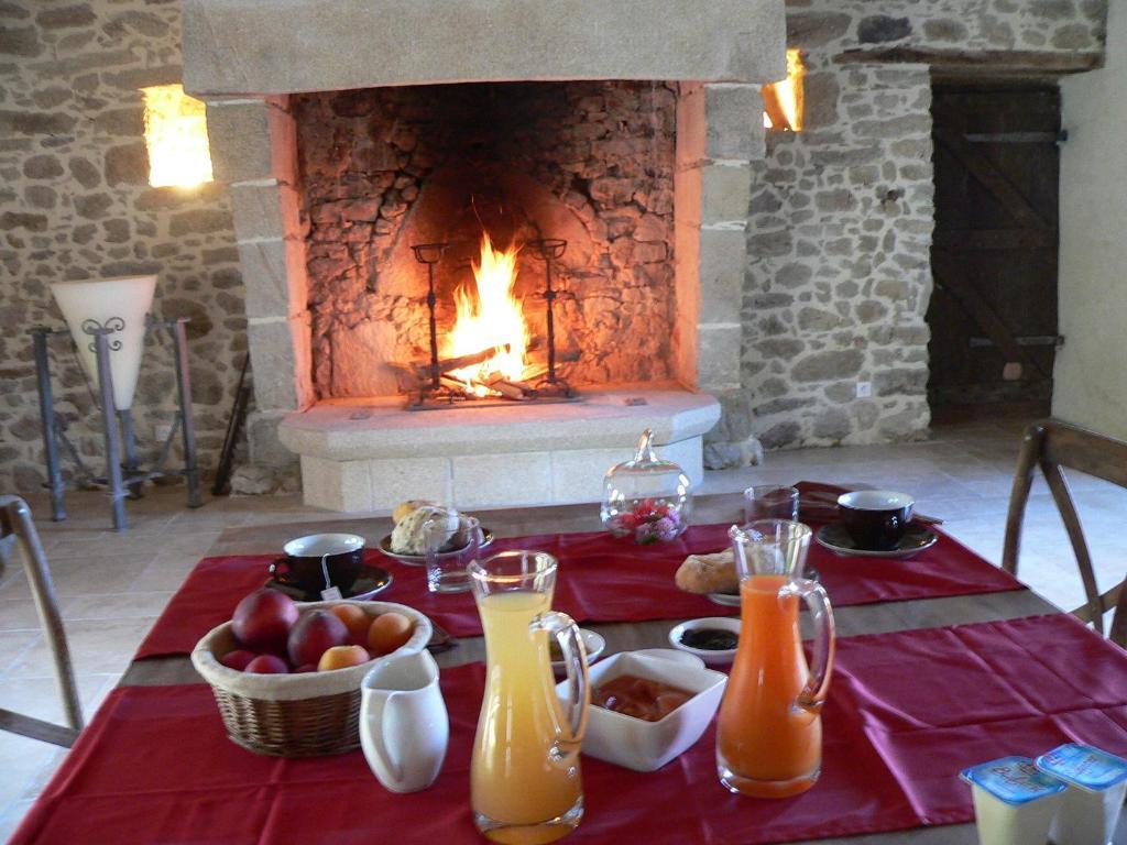 Le Manoir Du Pas Jahan Coueron Экстерьер фото