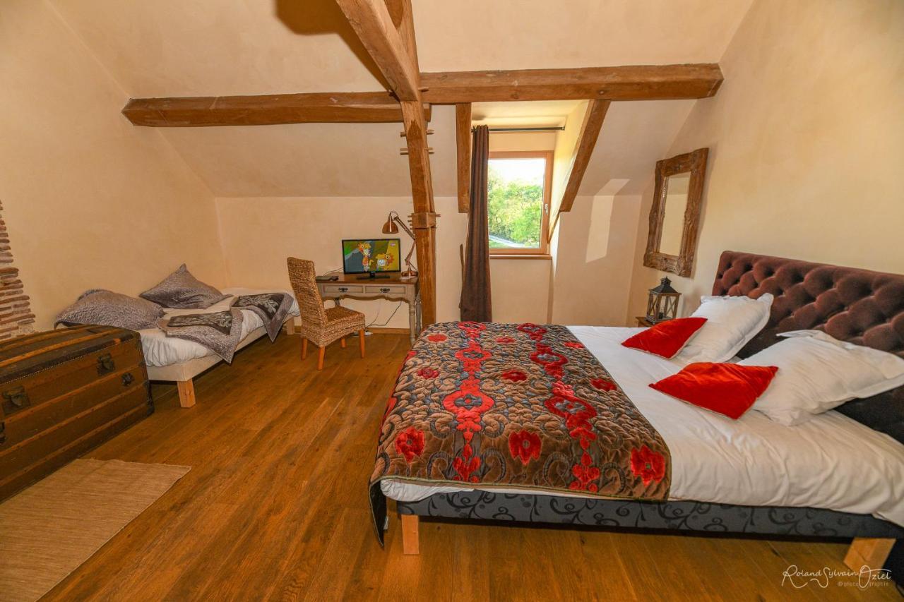 Le Manoir Du Pas Jahan Coueron Экстерьер фото