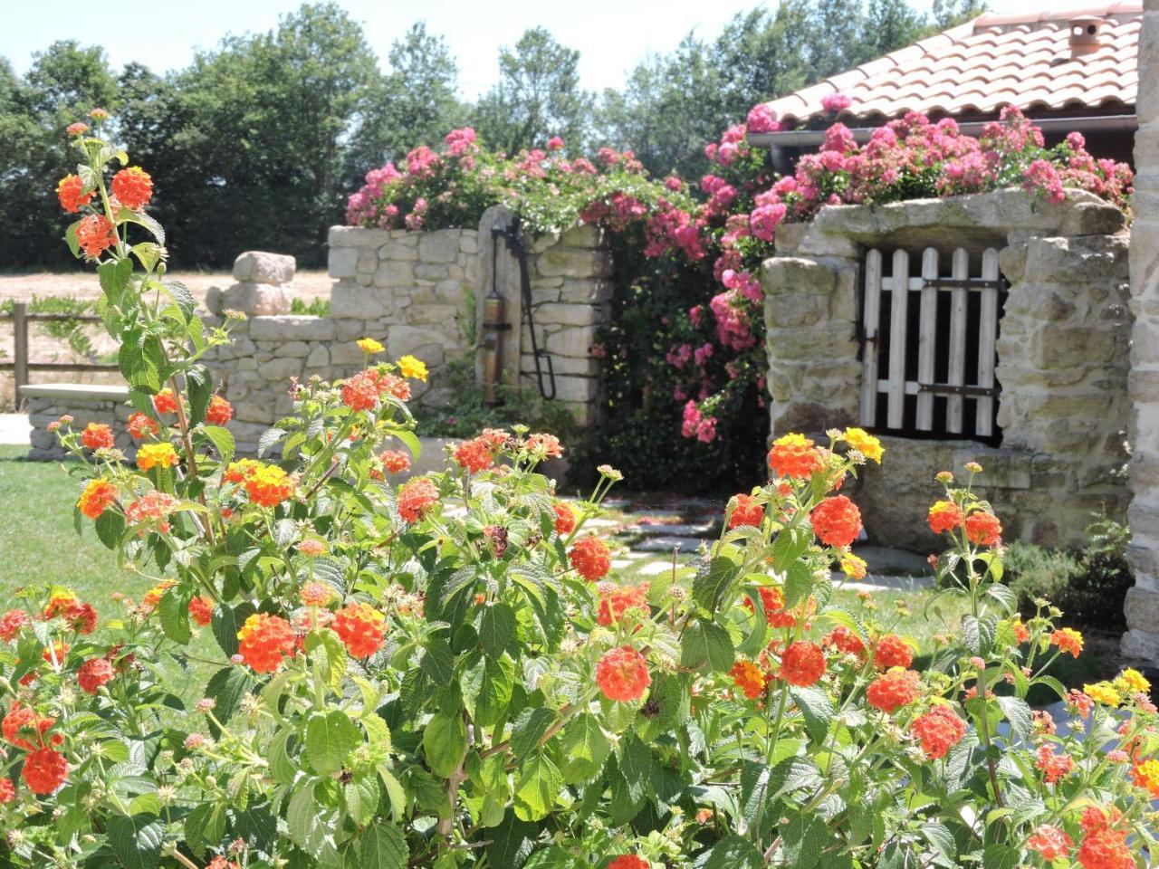Le Manoir Du Pas Jahan Coueron Экстерьер фото